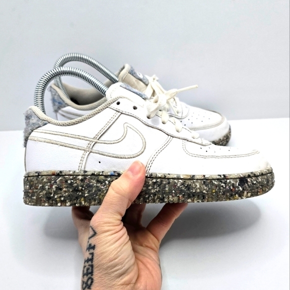 Nike | AF1s GS Recycled 'Wool White Pack' leather low-top sneakers | KIDS 2 - Picture 3 of 12
